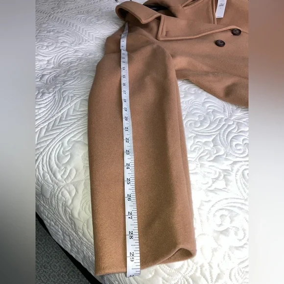 Women's Classic Camel Peacoat NWT - Picture 8 of 14